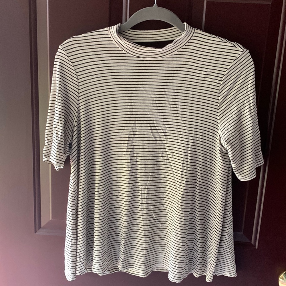 American Eagle Open Back Tee